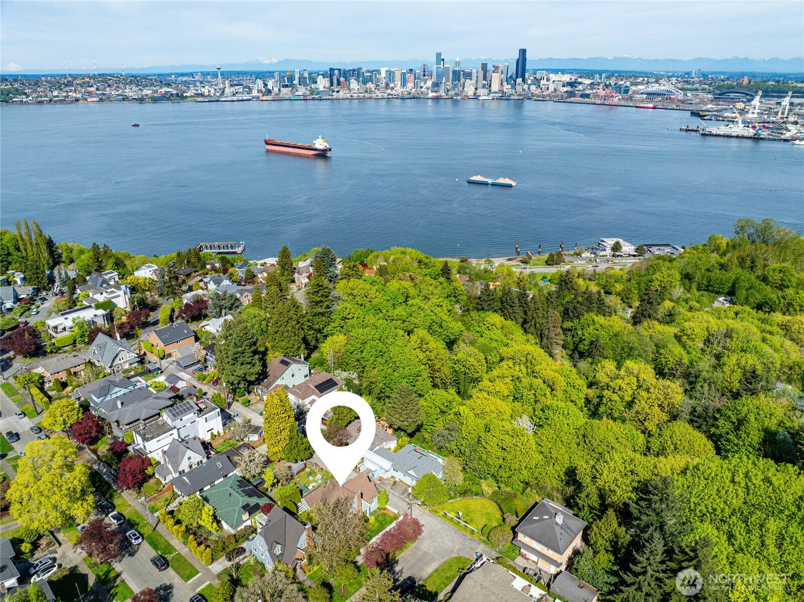 4064 SW Hill Street , Seattle, WA 98116