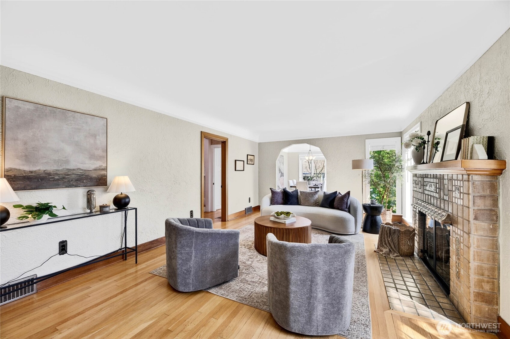 4064 SW Hill Street , Seattle, WA 98116