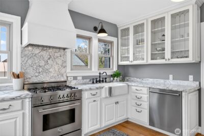 4064 SW Hill Street , Seattle, WA 98116 - Photo 10