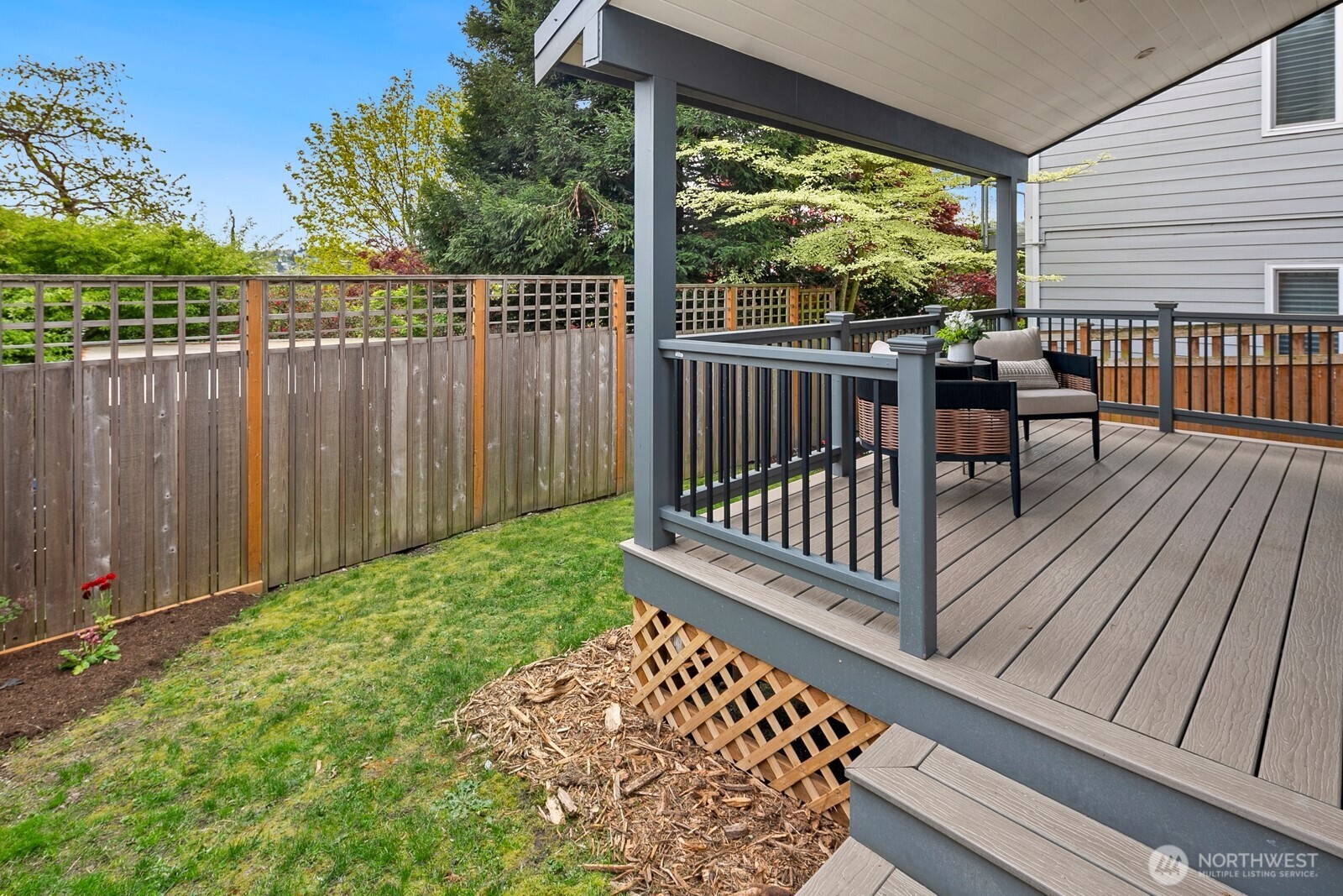 2114 B 26th Avenue W, Seattle, WA 98199