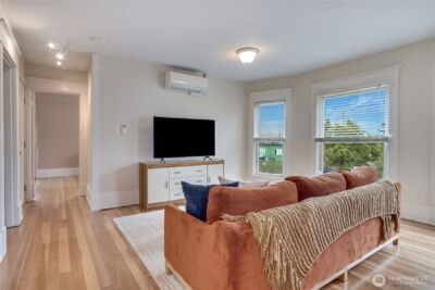 1324 S I Street , Tacoma, WA 98405 - Photo 4