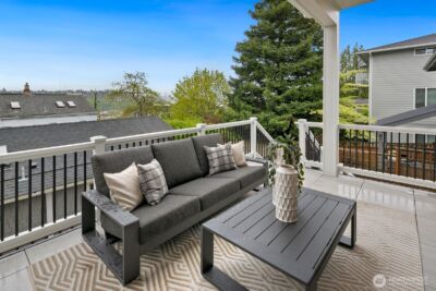 2114 26th Avenue W, Seattle, WA 98199 - Photo 16