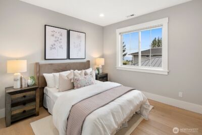 2114 26th Avenue W, Seattle, WA 98199 - Photo 26