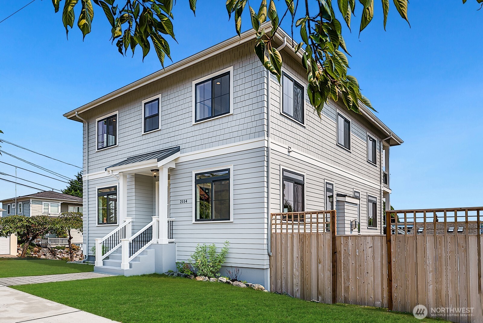 2114 26th Avenue W, Seattle, WA 98199