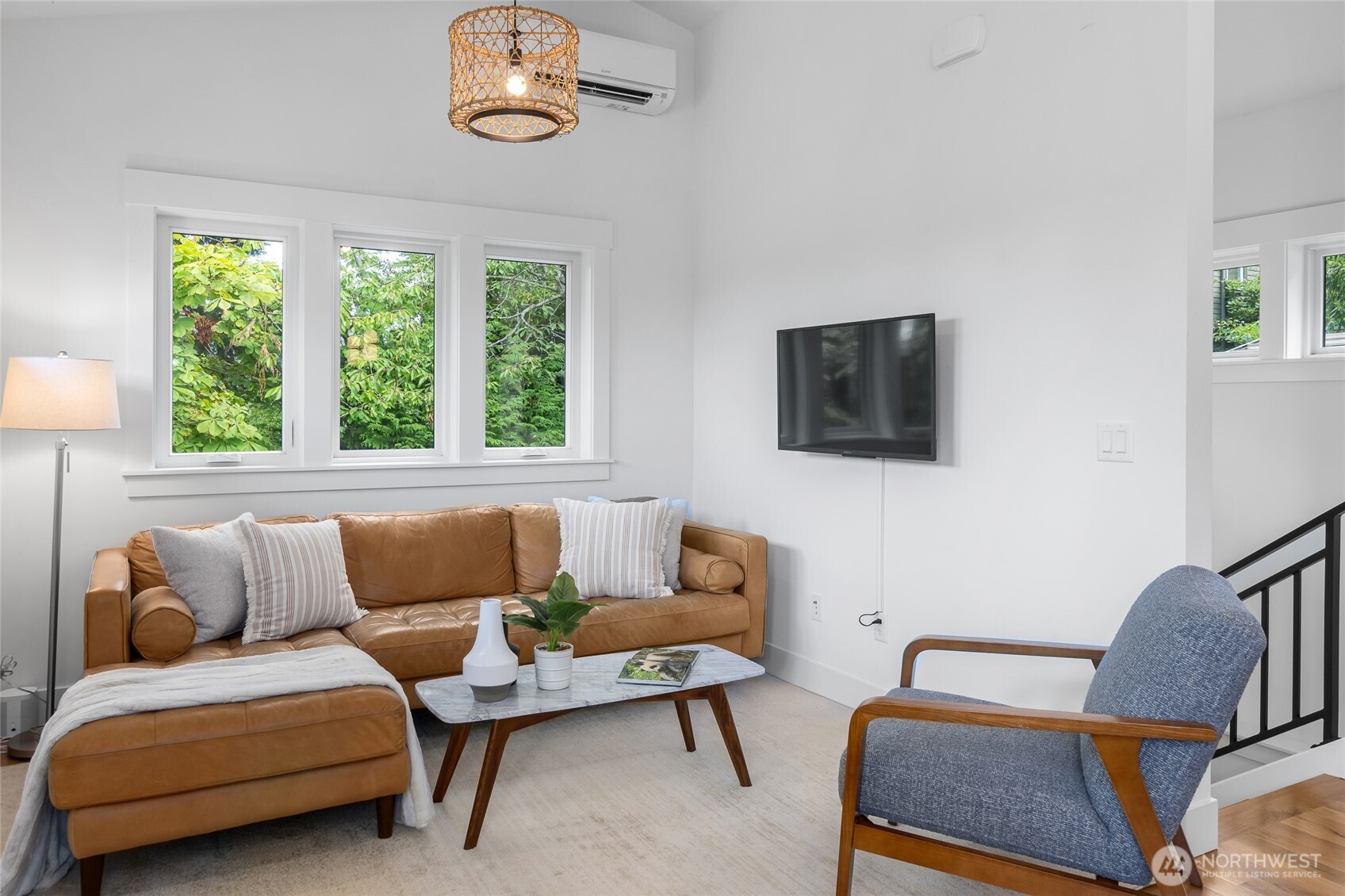 2708 1st Avenue W, Seattle, WA 98119