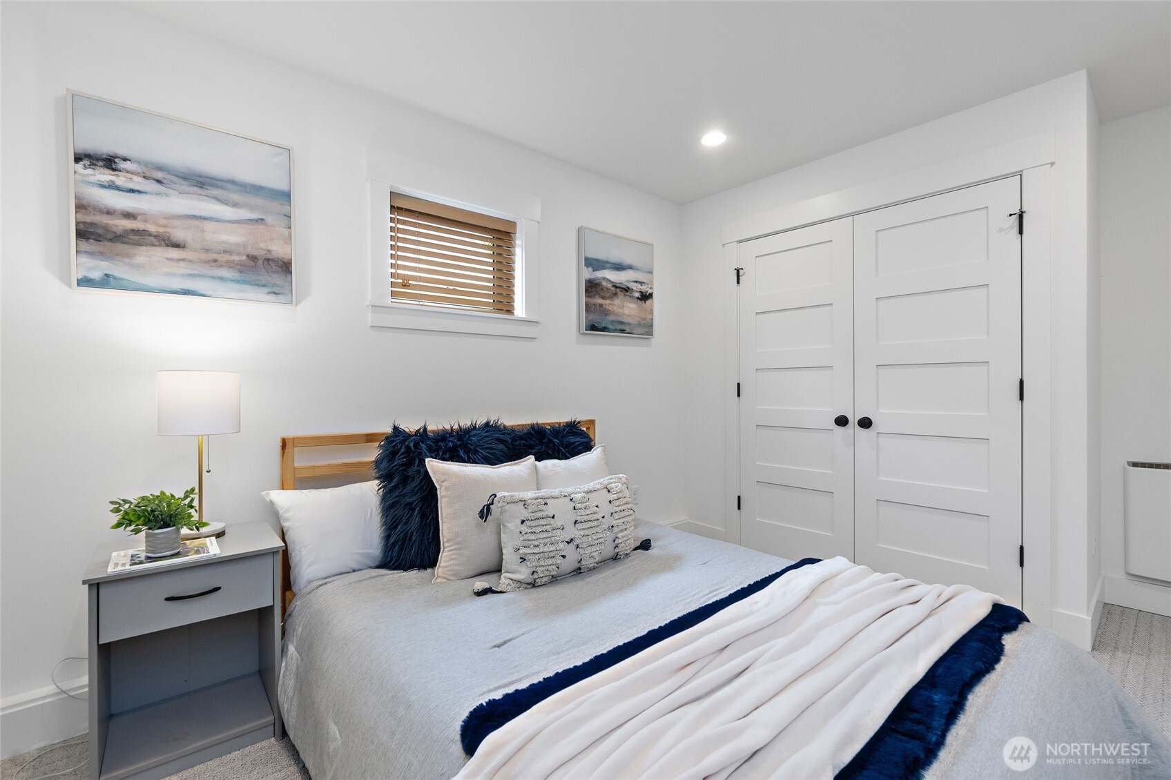2708 1st Avenue W, Seattle, WA 98119