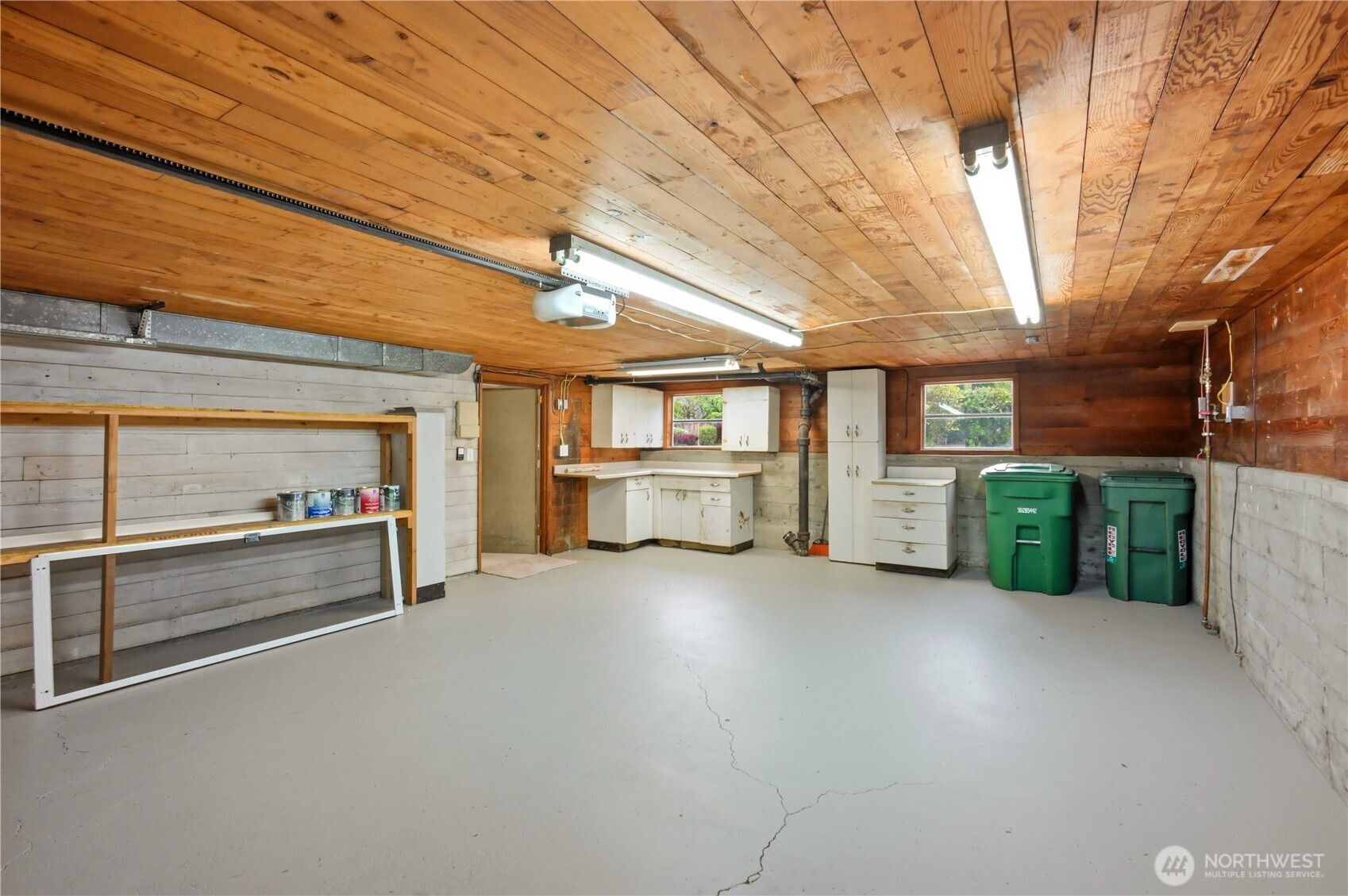 8818 2nd Avenue NE, Seattle, WA 98115