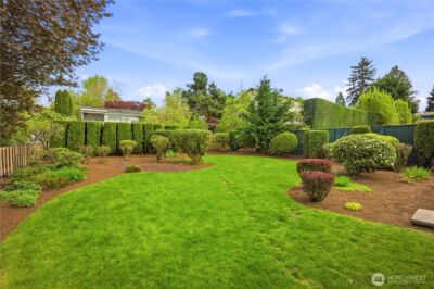 8818 2nd Avenue NE, Seattle, WA 98115 - Photo 37