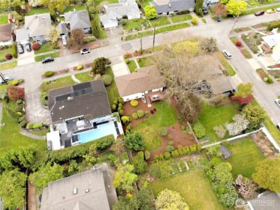 8818 2nd Avenue NE, Seattle, WA 98115 - Photo 39