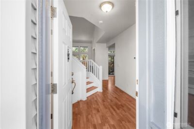 608 Chelan Place NE #C, Renton, WA 98059 - Photo 2