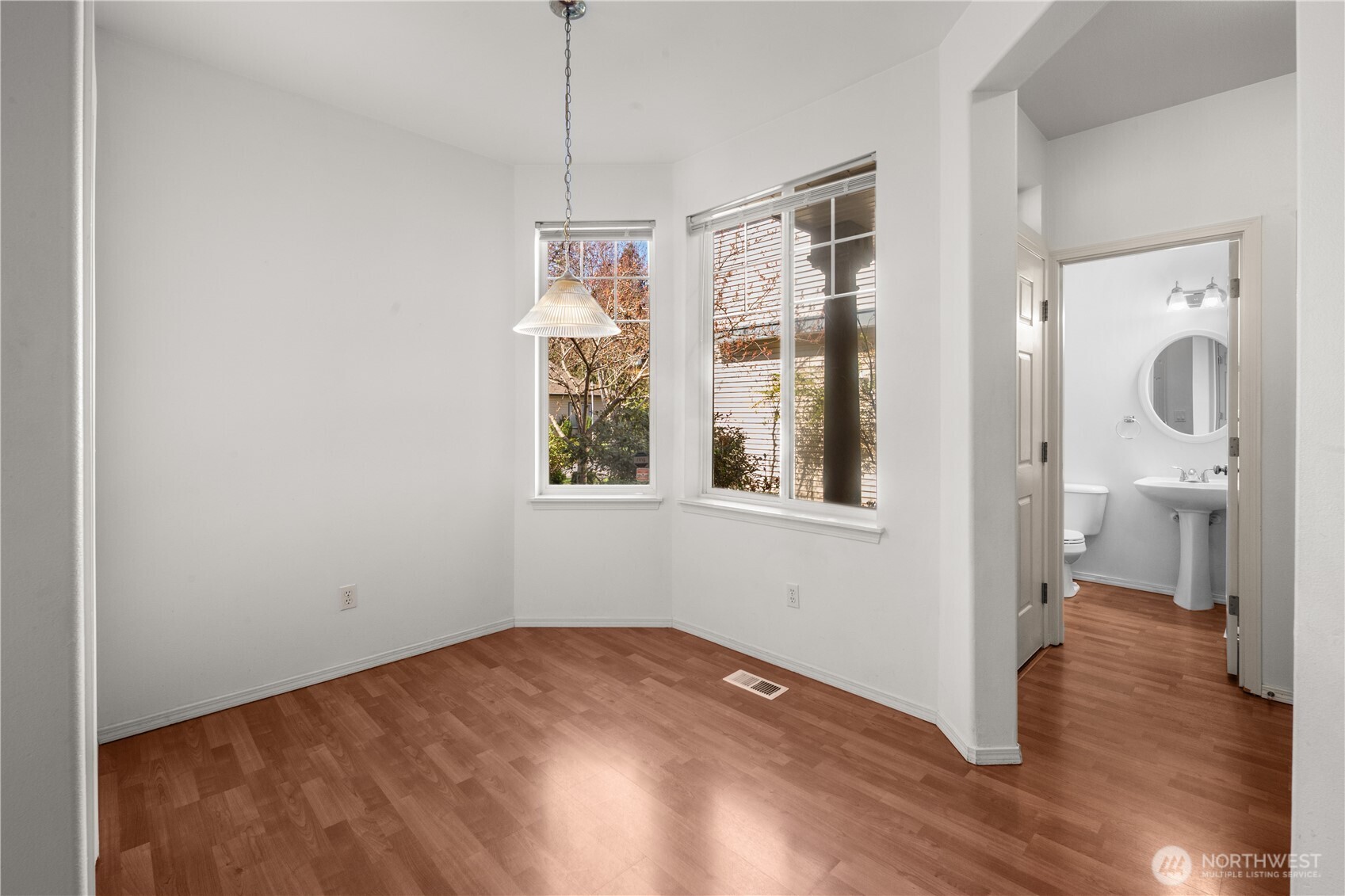 608 Chelan Place NE #C, Renton, WA 98059