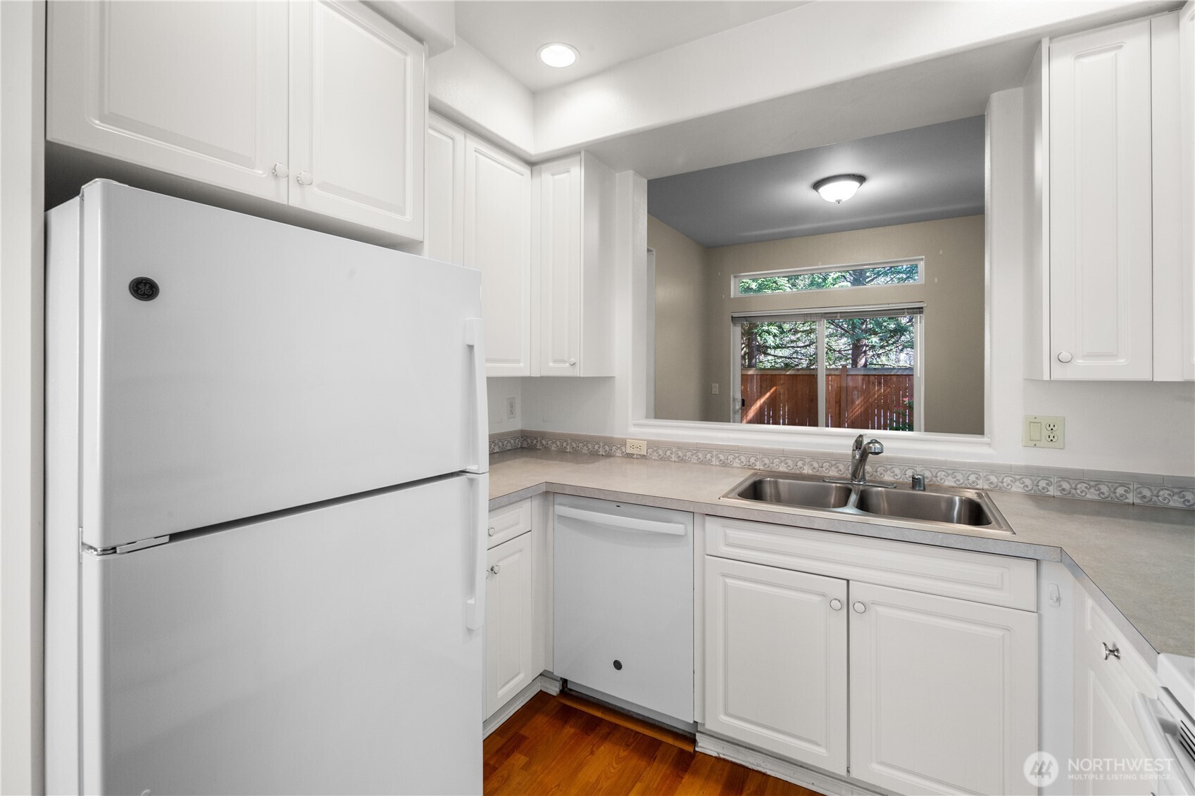 608 Chelan Place NE #C, Renton, WA 98059