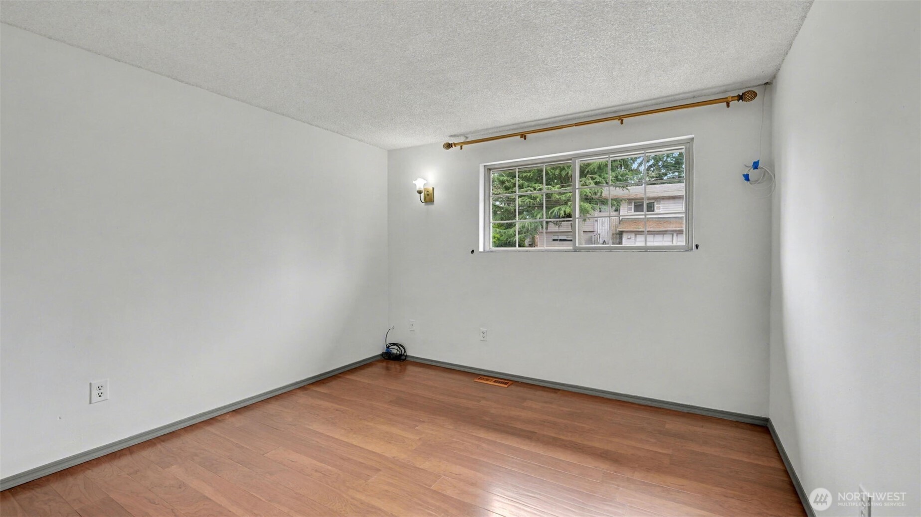 6005 S 116th Street , Seattle, WA 98178