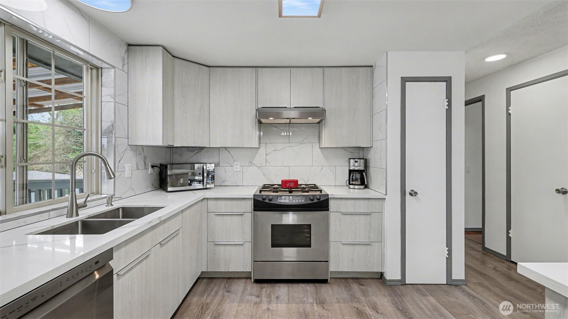 6005 S 116th Street , Seattle, WA 98178