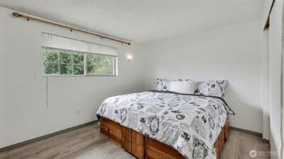 6005 S 116th Street , Seattle, WA 98178 - Photo 9