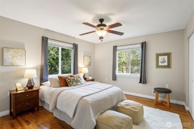 11210 Lakeside Avenue NE, Seattle, WA 98125 - Photo 25
