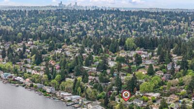 11210 Lakeside Avenue NE, Seattle, WA 98125 - Photo 4
