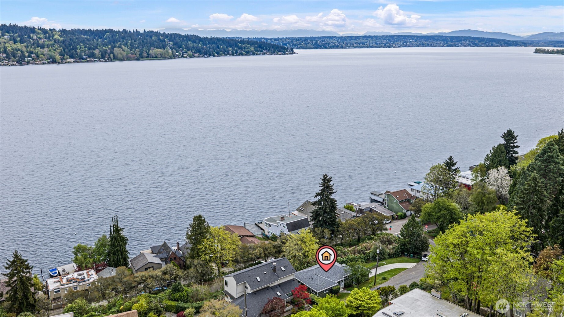 11210 Lakeside Avenue NE, Seattle, WA 98125