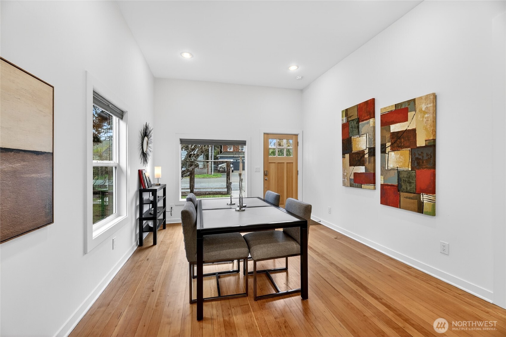 3528 SW 98th Street , Seattle, WA 98126