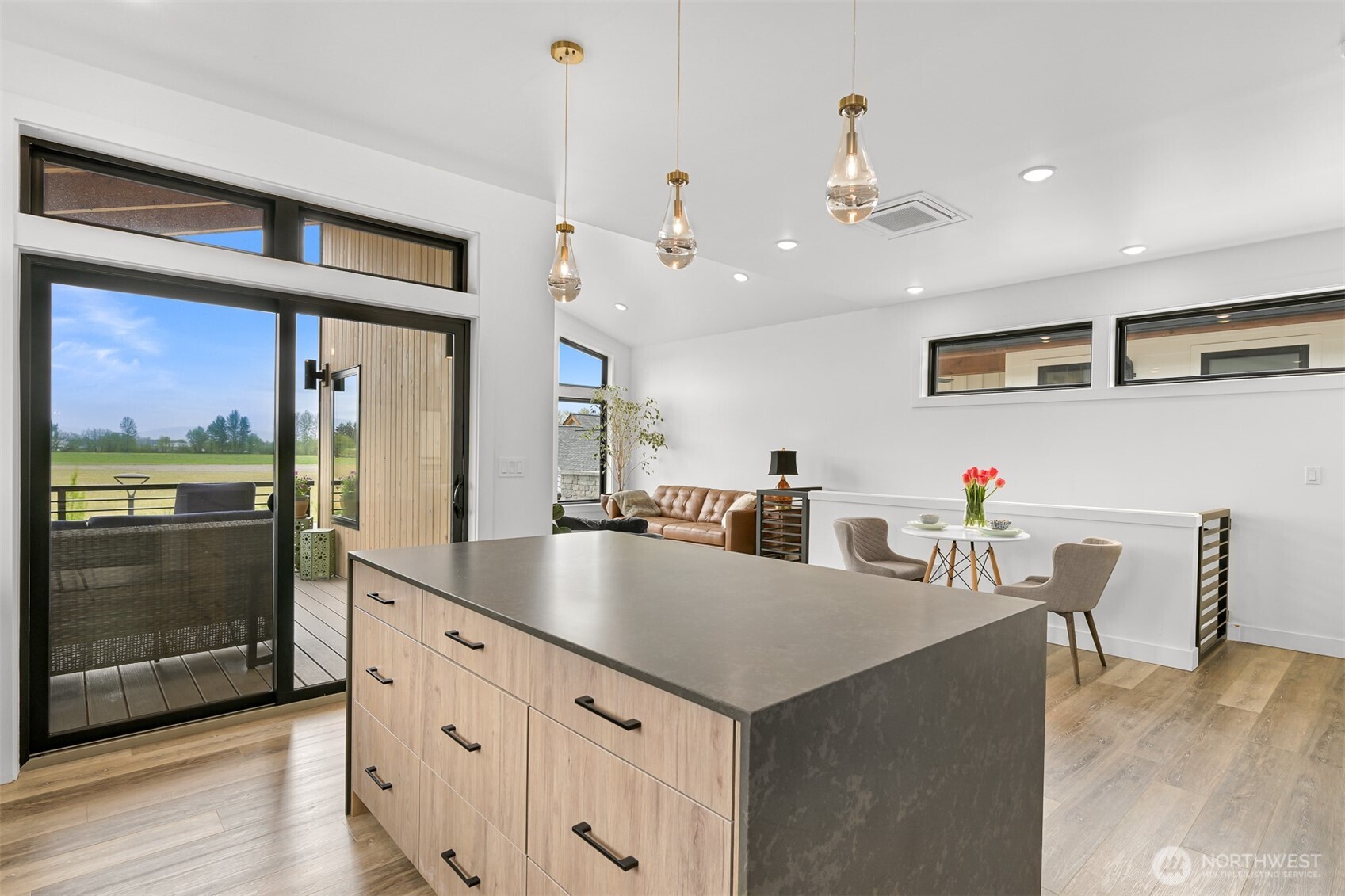 222 Skipping Stone Loop , Lynden, WA 98264