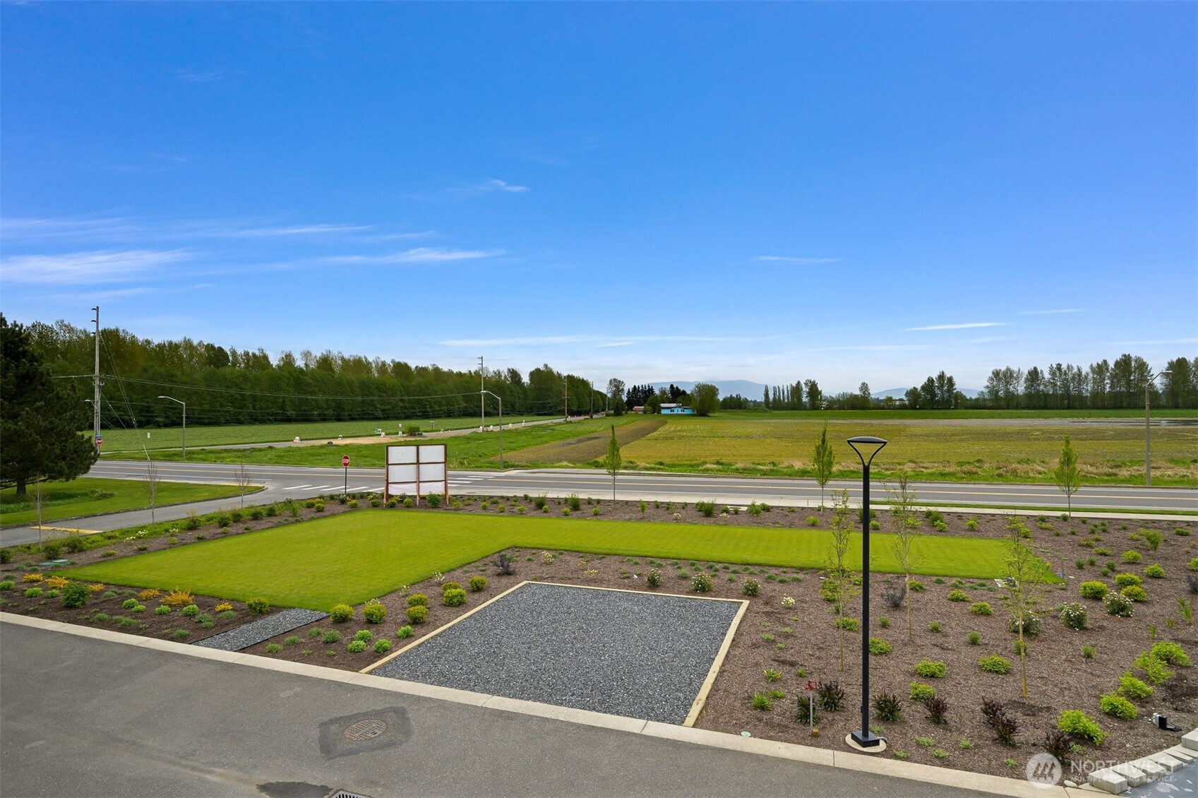 222 Skipping Stone Loop , Lynden, WA 98264