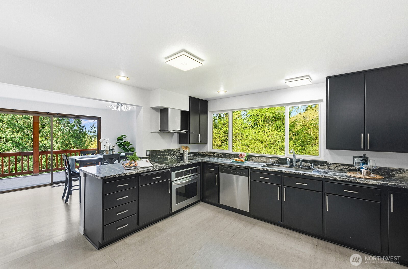 13133 66th Place NE, Kirkland, WA 98034-1669