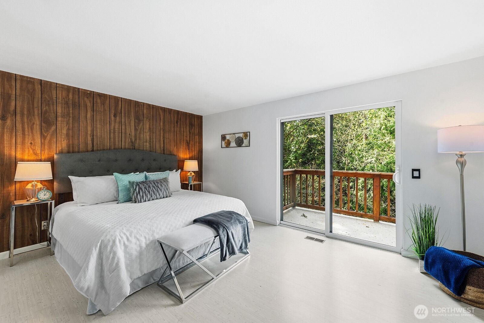 13133 66th Place NE, Kirkland, WA 98034-1669