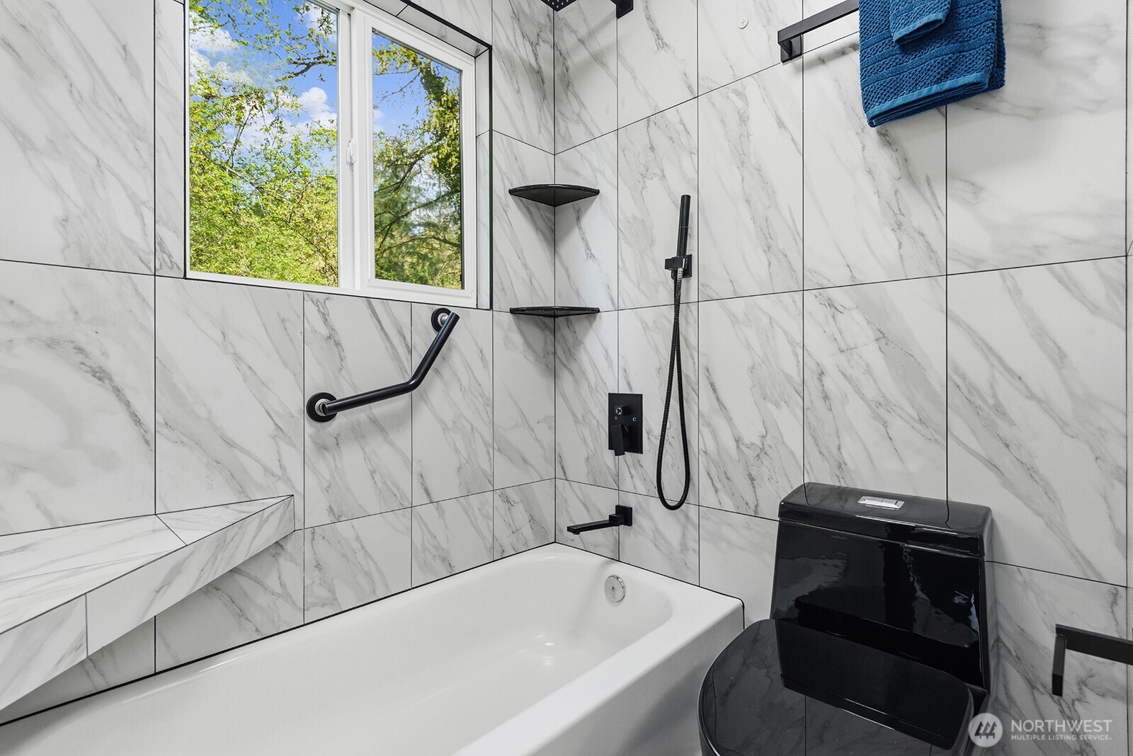 13133 66th Place NE, Kirkland, WA 98034-1669