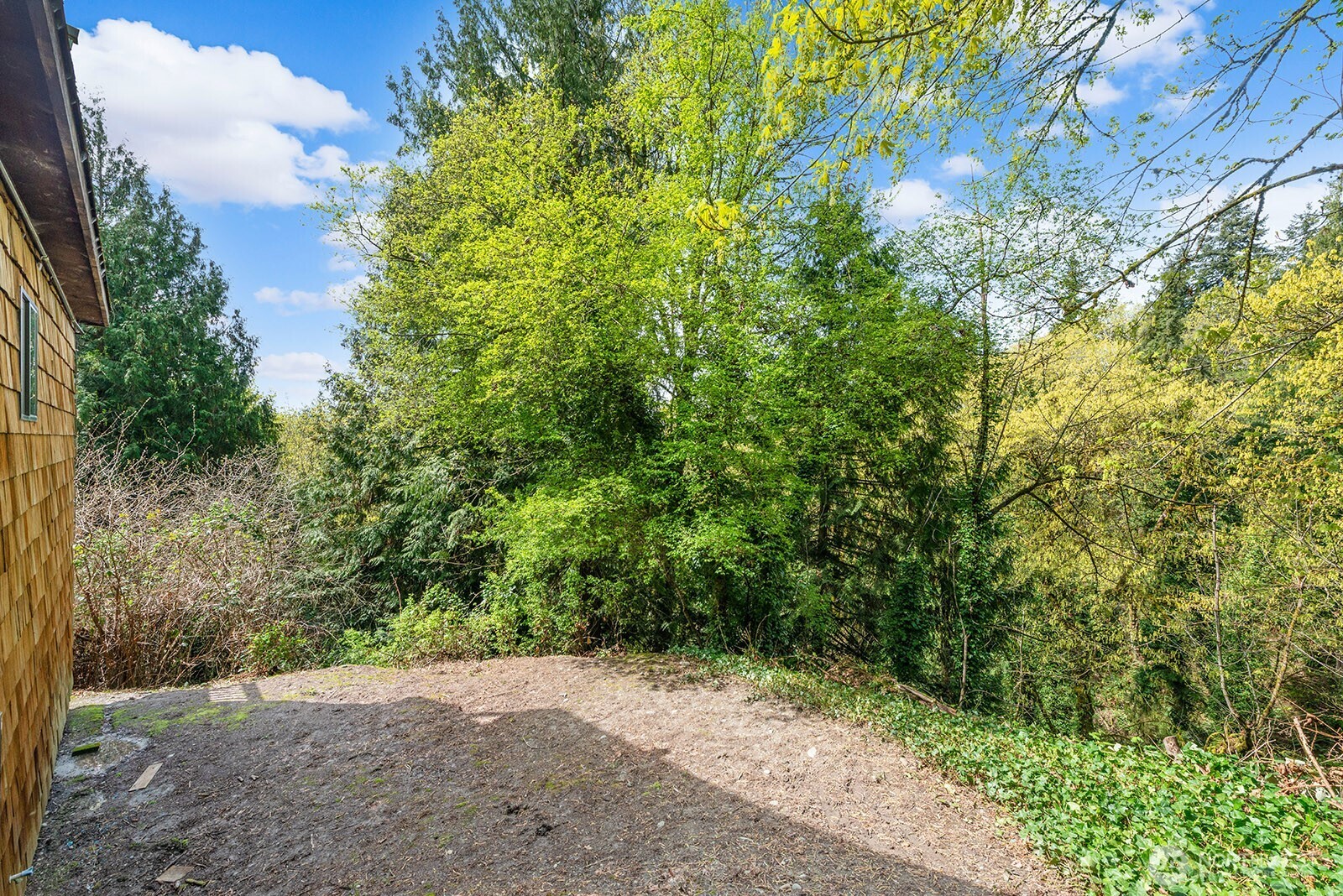 13133 66th Place NE, Kirkland, WA 98034-1669