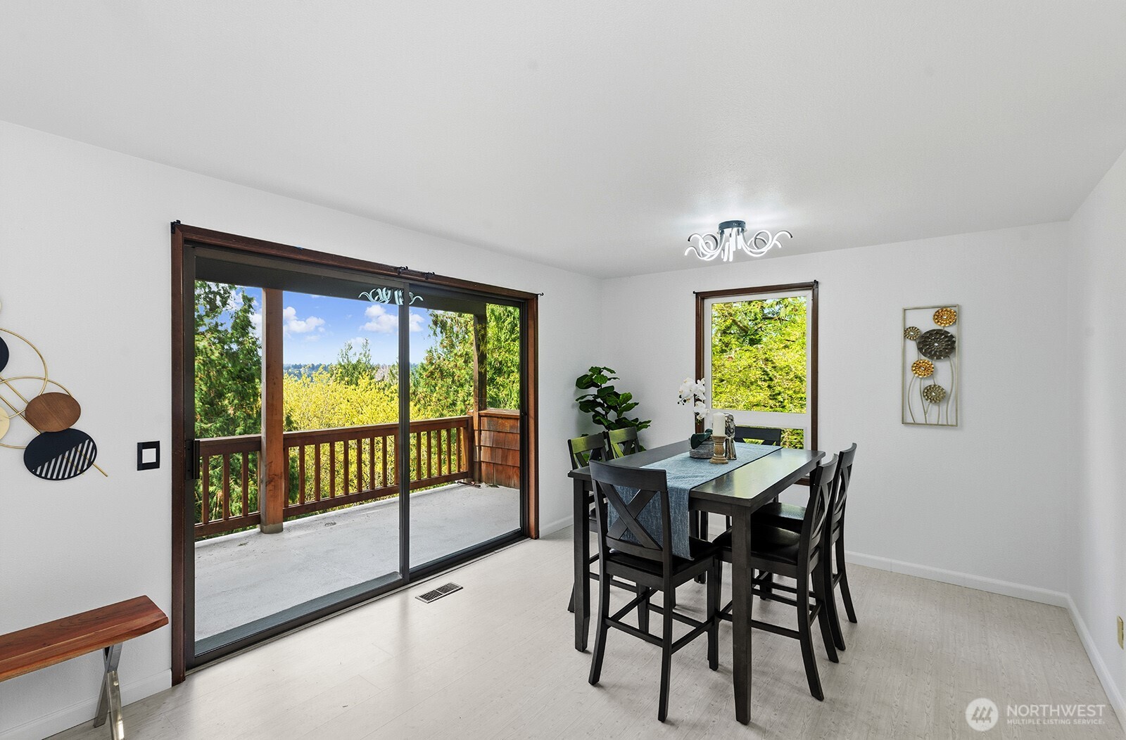 13133 66th Place NE, Kirkland, WA 98034-1669