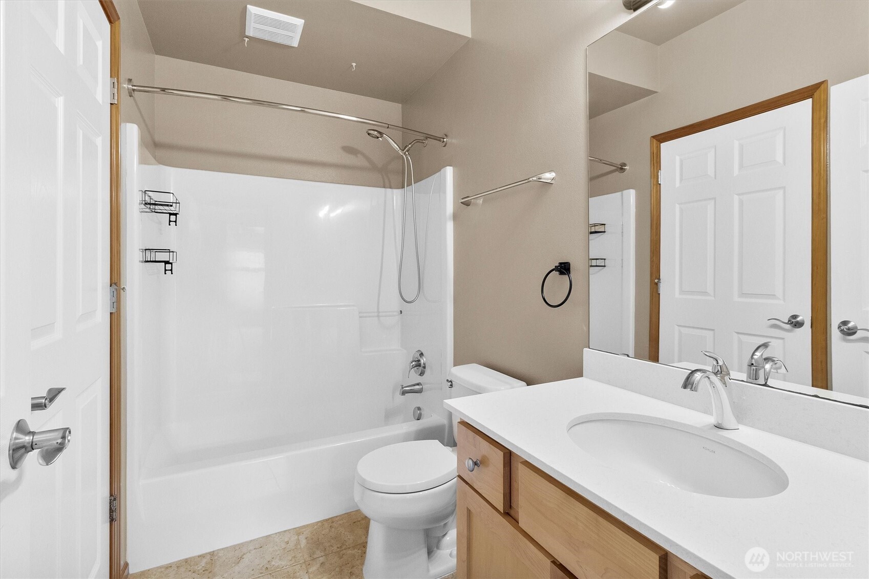 300 Homestead Boulevard #101, Lynden, WA 98264