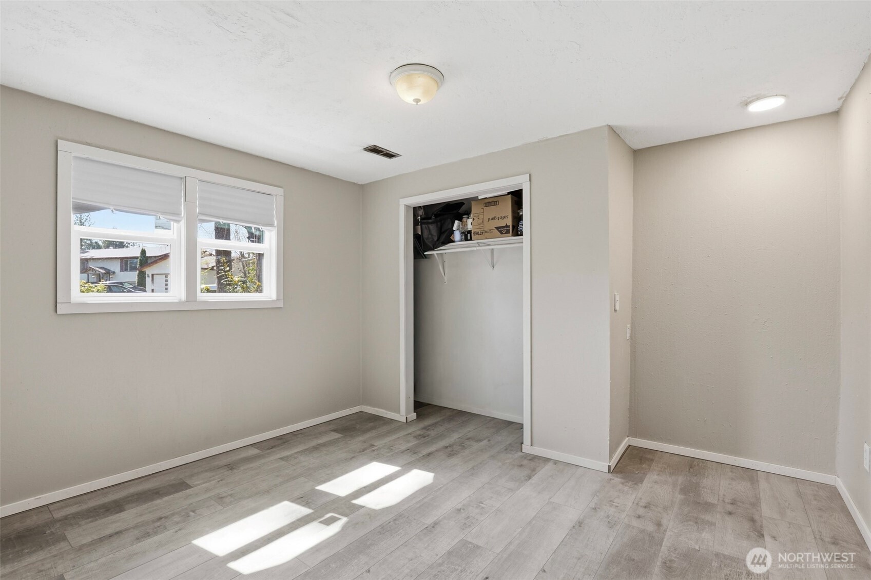 318 W Spruce Court , Spokane, WA 99218