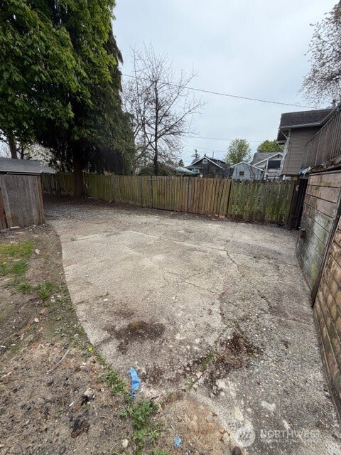 4325 S J Street , Tacoma, WA 98418