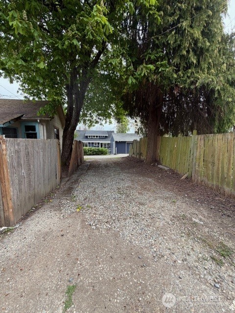 4325 S J Street , Tacoma, WA 98418