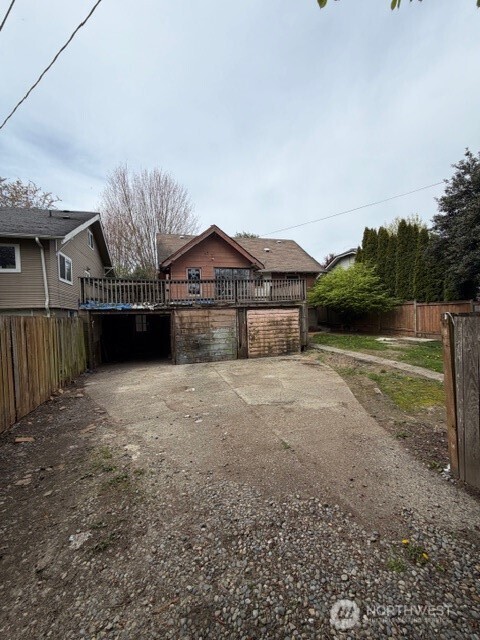 4325 S J Street , Tacoma, WA 98418
