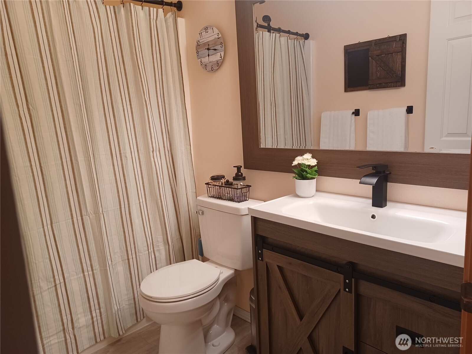 317 Teresa Street , Camano Island, WA 98282