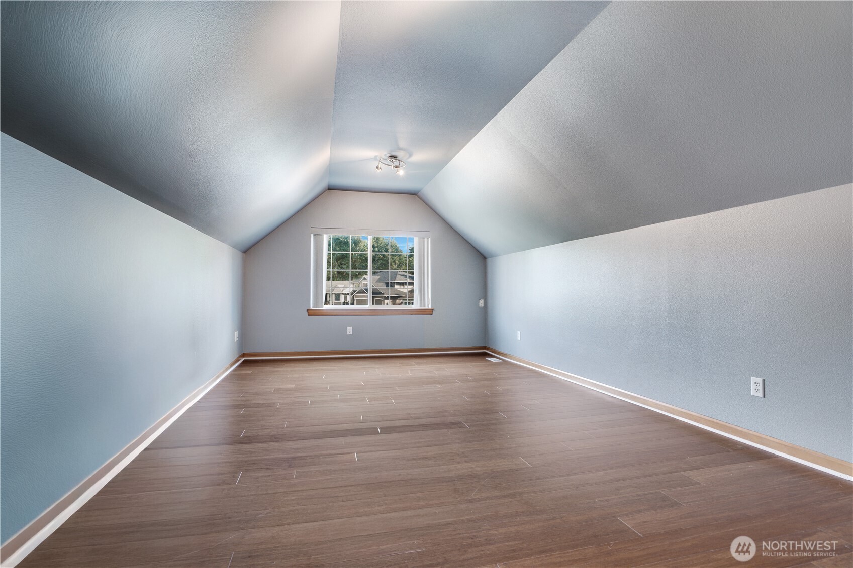 19321 205th Street E, Orting, WA 98360