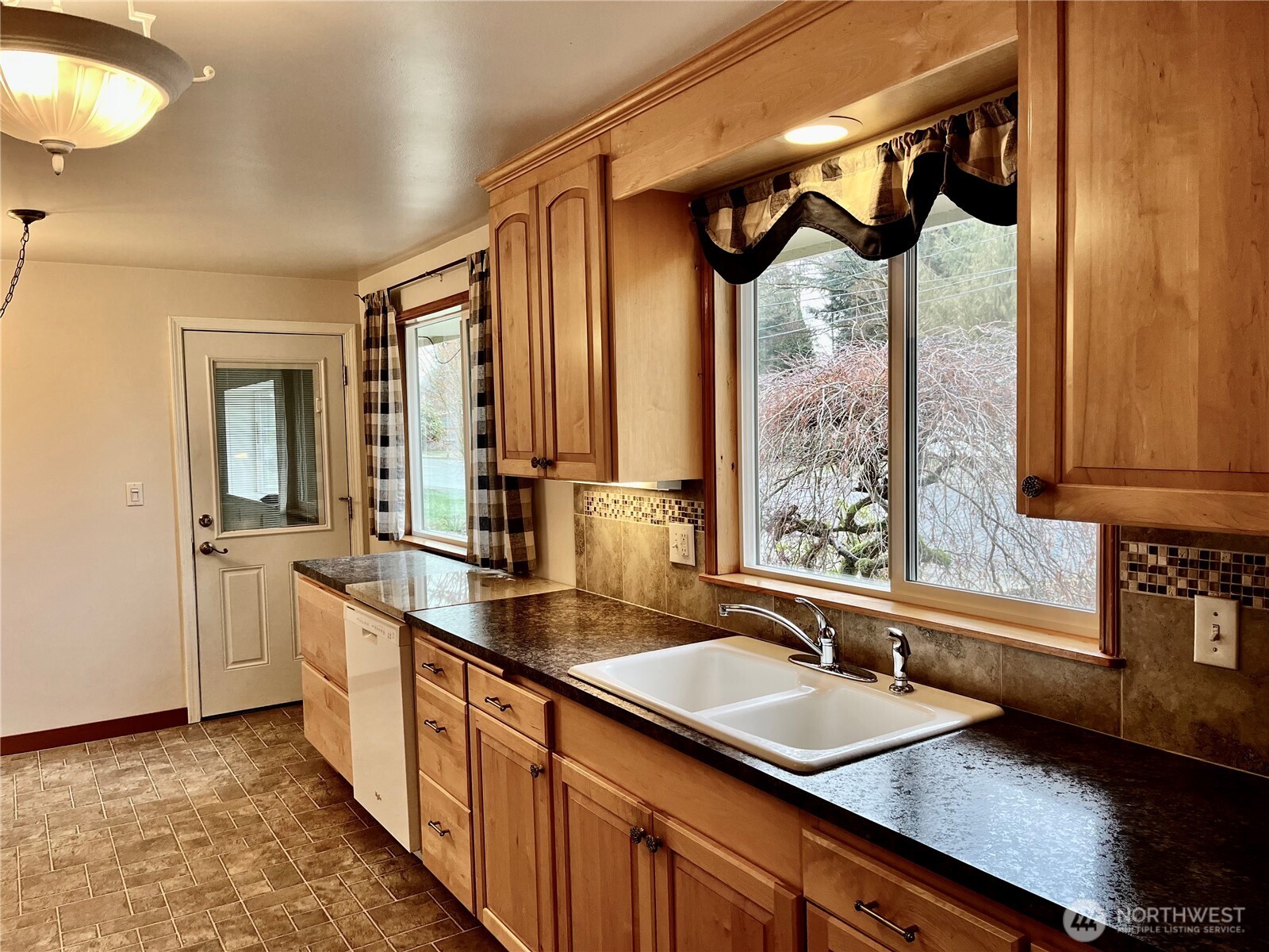 307 X Street , Tumwater, WA 98501