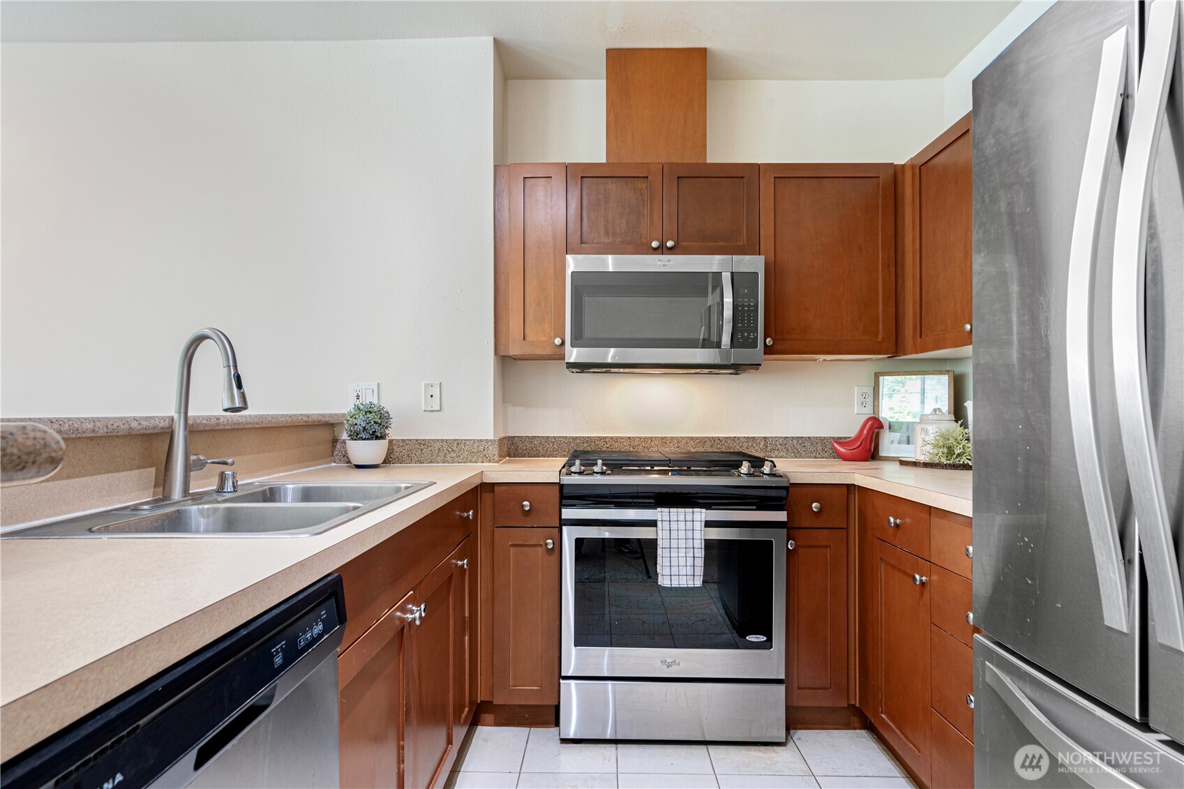 1000 Aurora Avenue N #311, Seattle, WA 98109