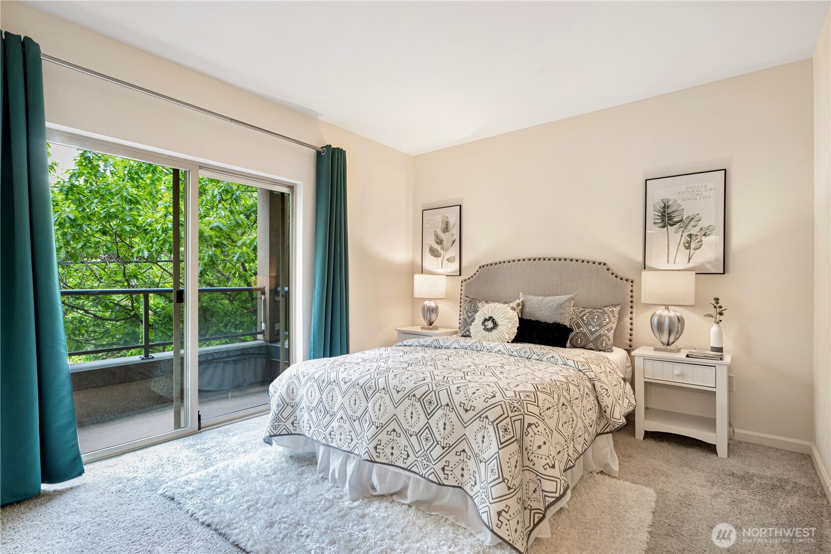 1000 Aurora Avenue N #311, Seattle, WA 98109