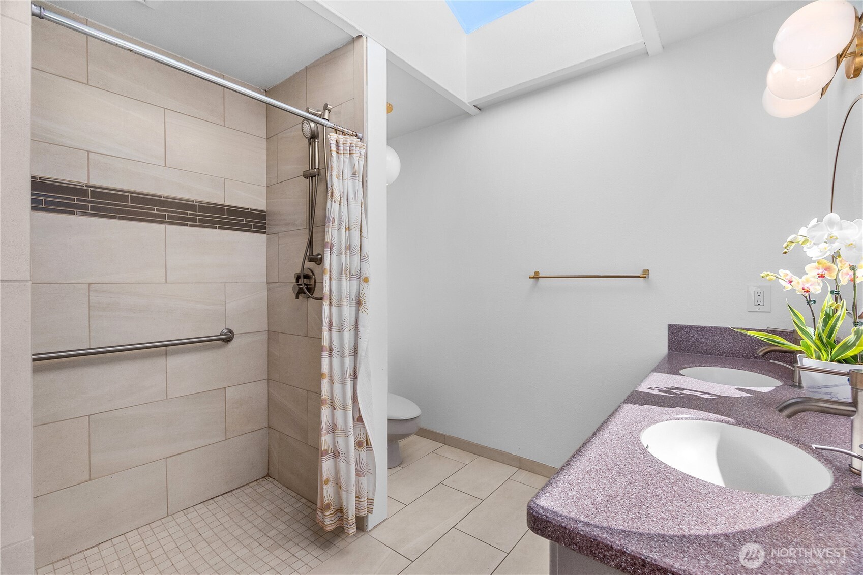 7746 Manzanita Drive NW, Olympia, WA 98502