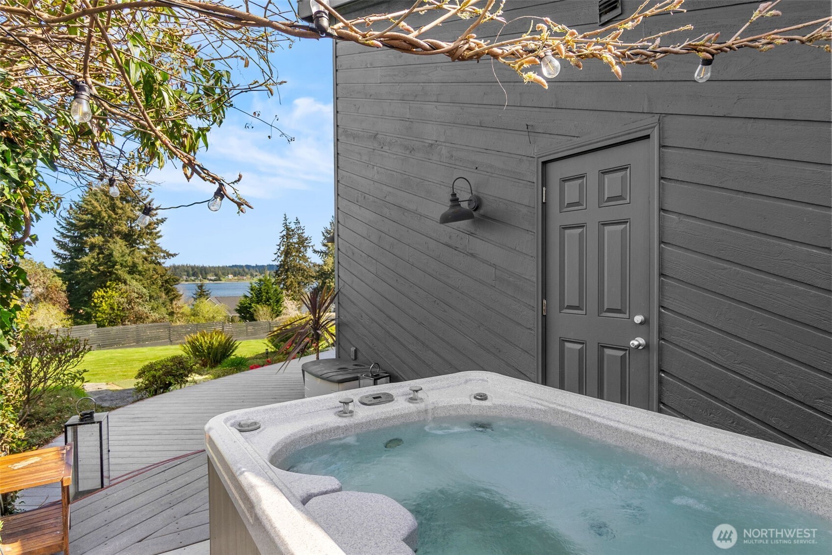 7746 Manzanita Drive NW, Olympia, WA 98502
