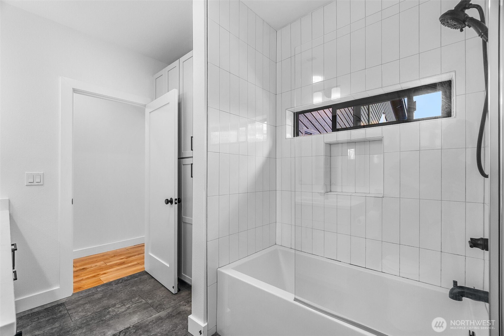 7746 Manzanita Drive NW, Olympia, WA 98502