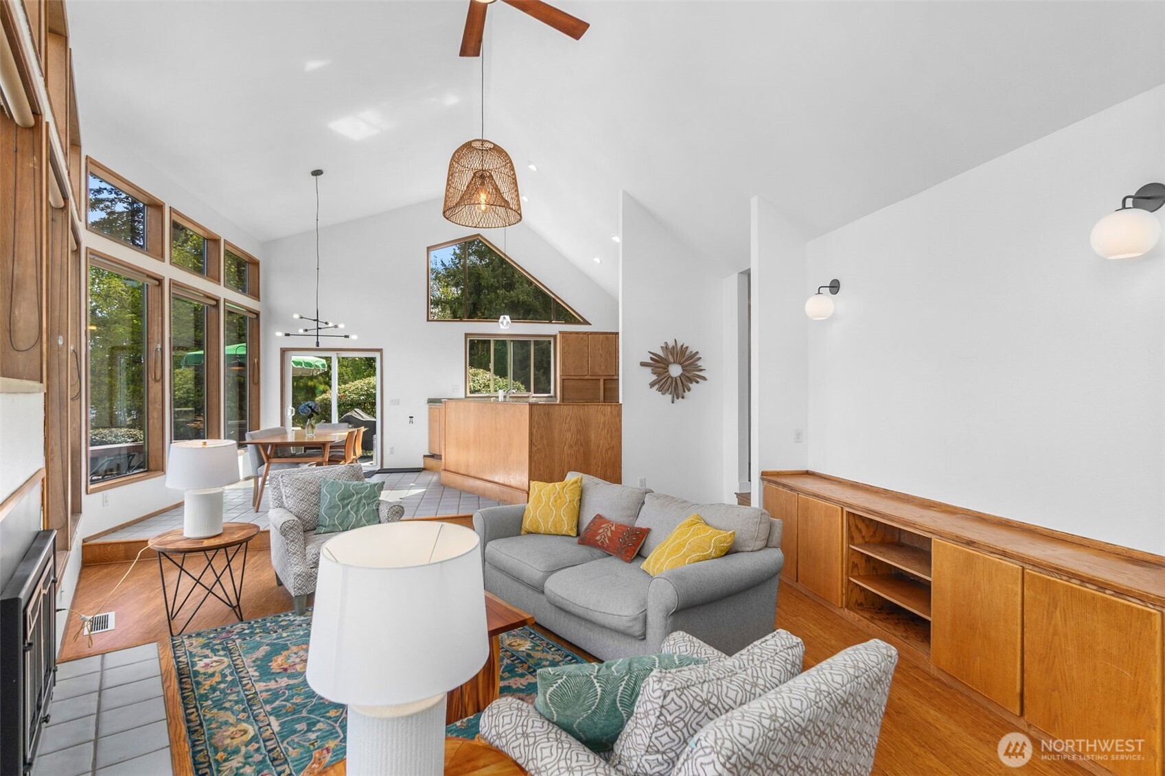 7746 Manzanita Drive NW, Olympia, WA 98502