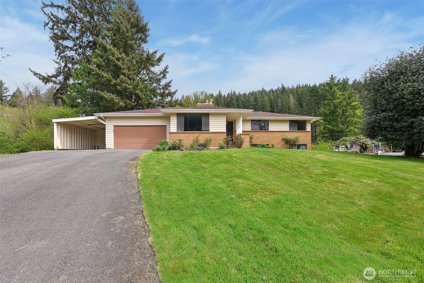 620 SE Kramer Place , Issaquah, WA 98027