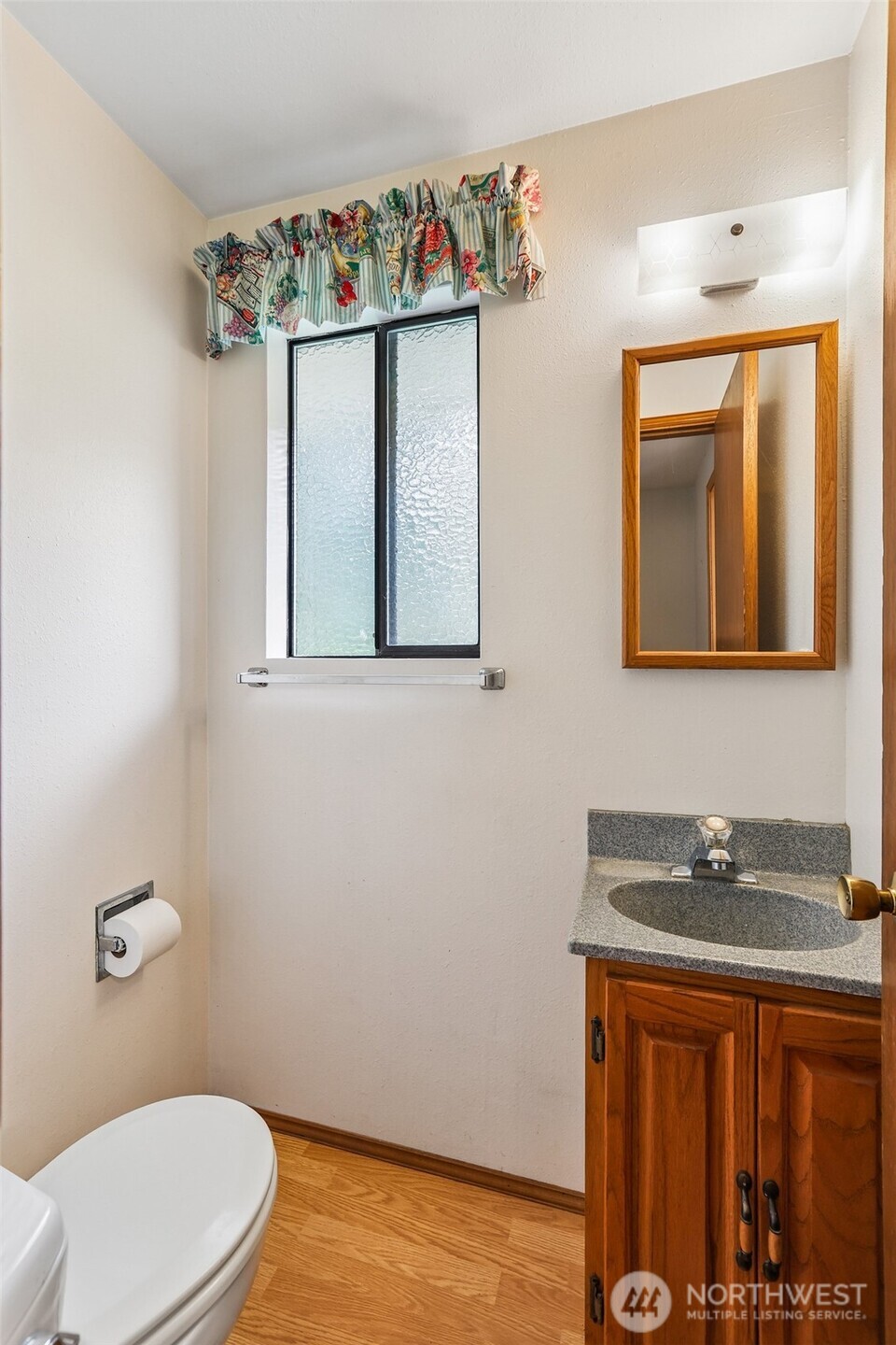 620 SE Kramer Place , Issaquah, WA 98027