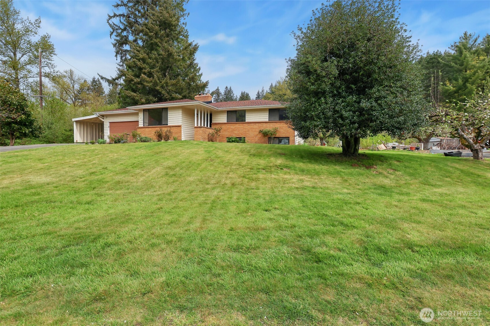 620 SE Kramer Place , Issaquah, WA 98027