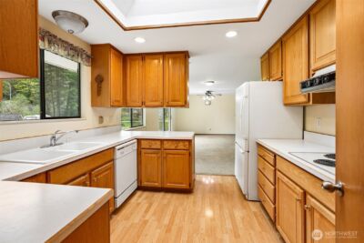 620 SE Kramer Place , Issaquah, WA 98027 - Photo 7