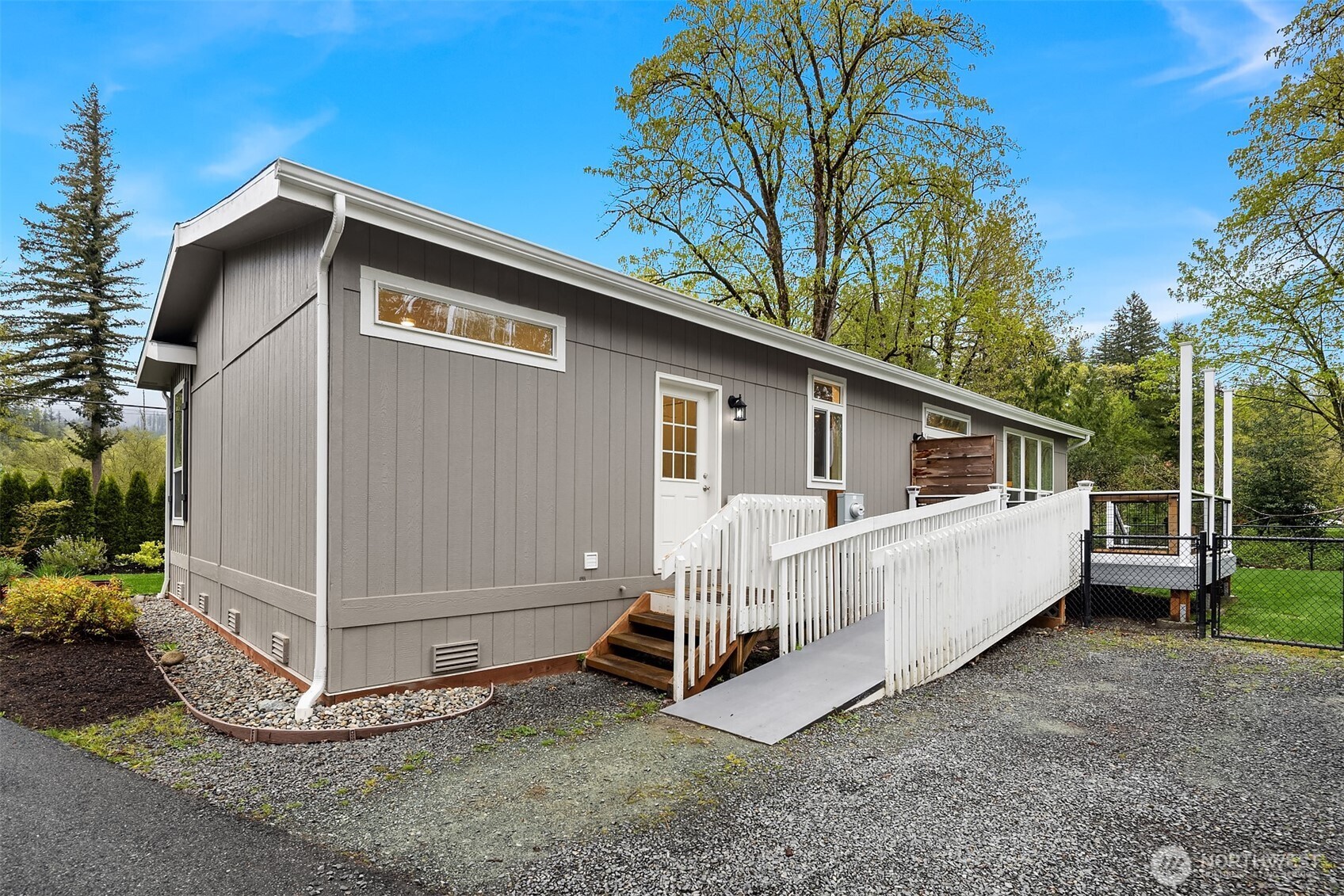 700 May Creek Road , Gold Bar, WA 98251