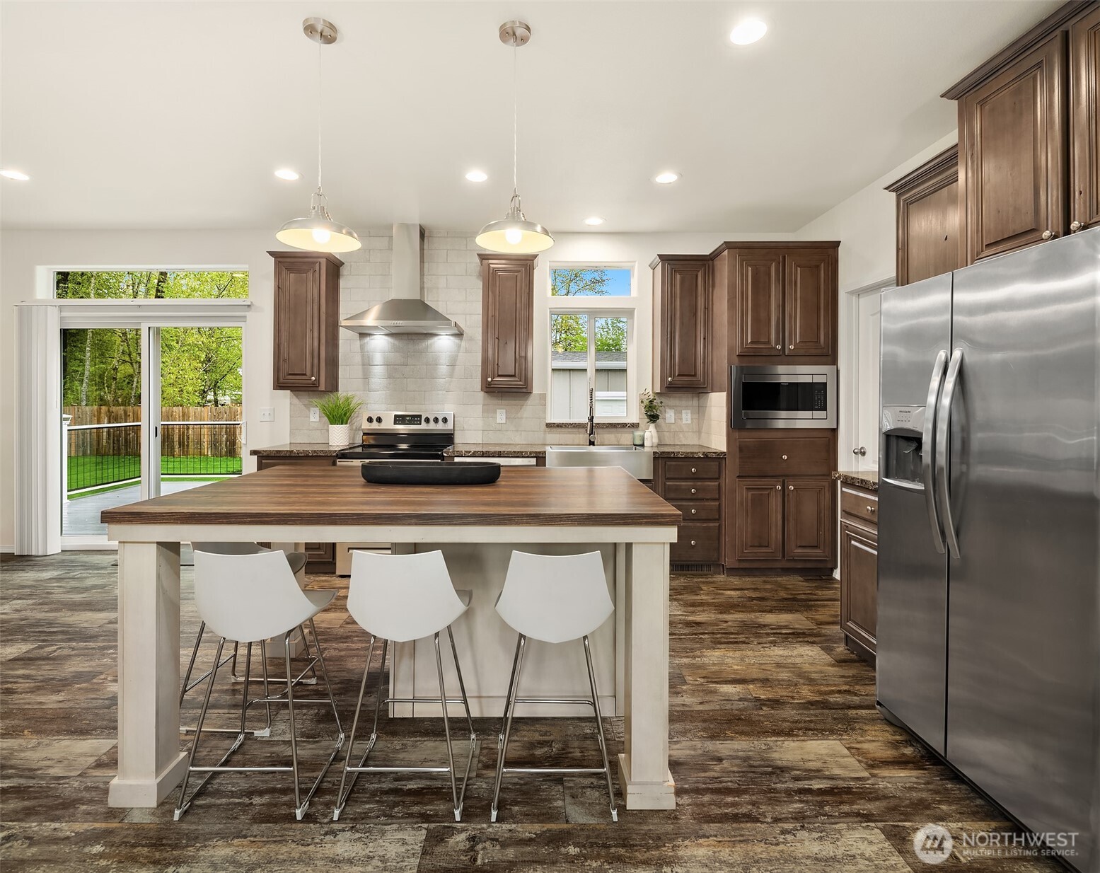 700 May Creek Road , Gold Bar, WA 98251